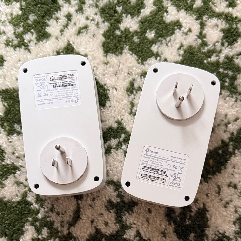 TP-Link AV2000 White Power line Adaptors Kit